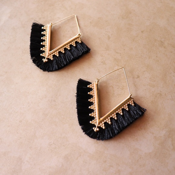 Jewelry - LAST PAIR Black and Gold Fringe Drop Earrings